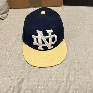Like new Notre Dame Mitchel & Ness 7 1/8th fitted Hat